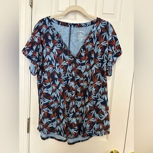 L.L. Bean Navy Short-Sleeve V-Neck Top with Blue & Rust Leaf Print